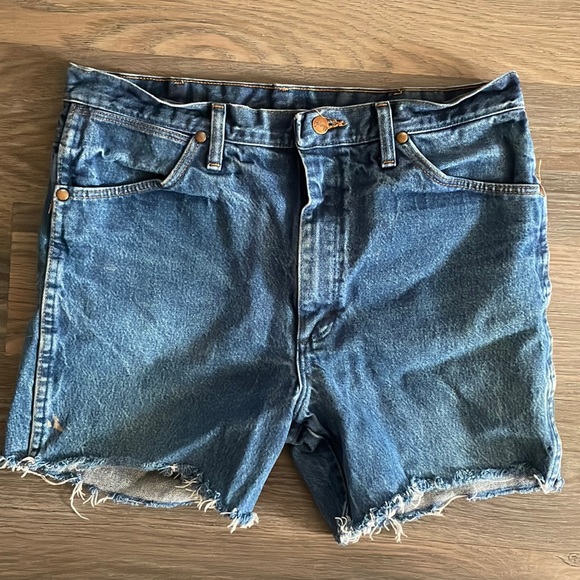 Wrangler denim cut off high waist jean shorts - Picture 1 of 5